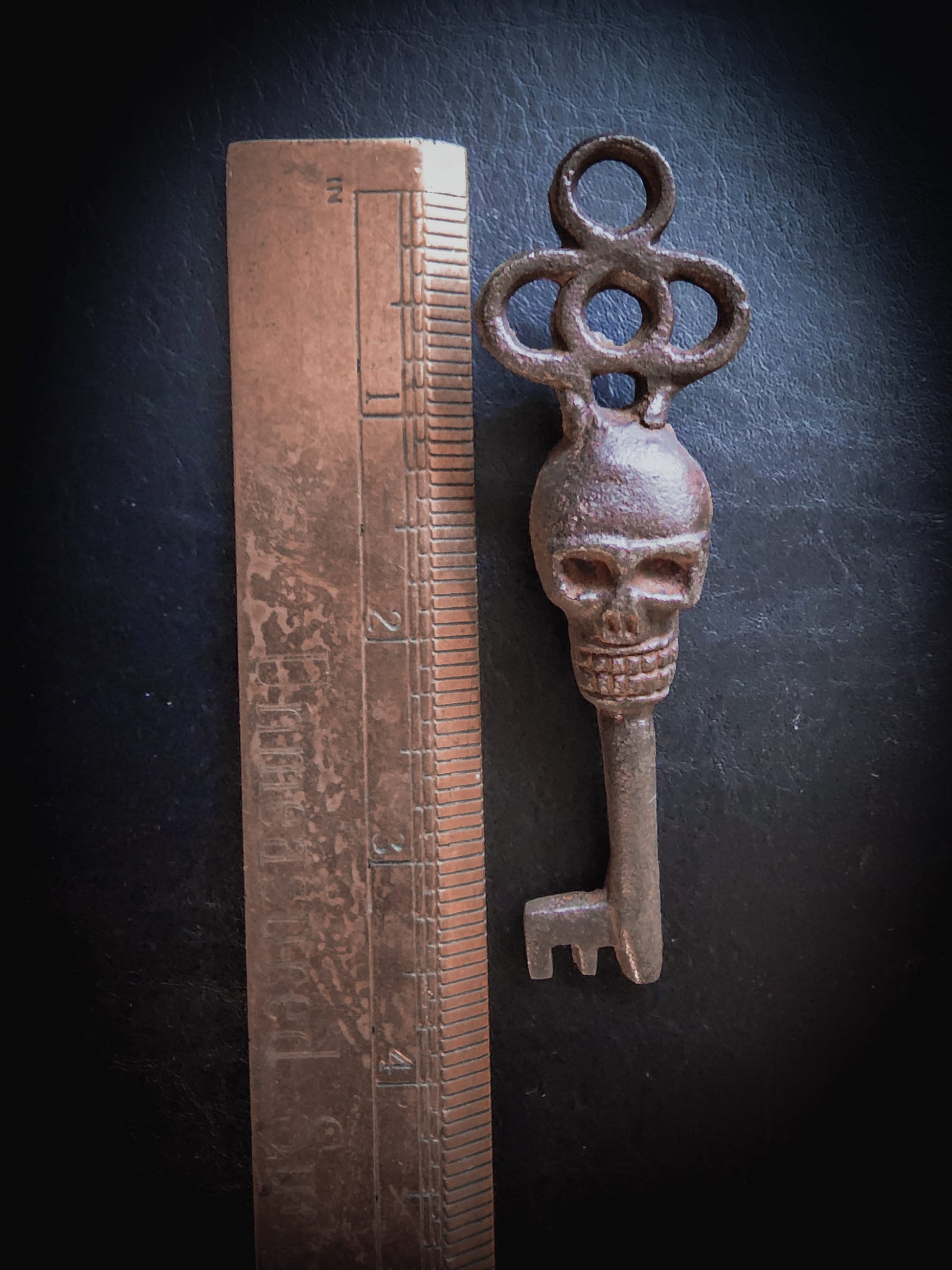 Cast Iron Skeleton Key Medium