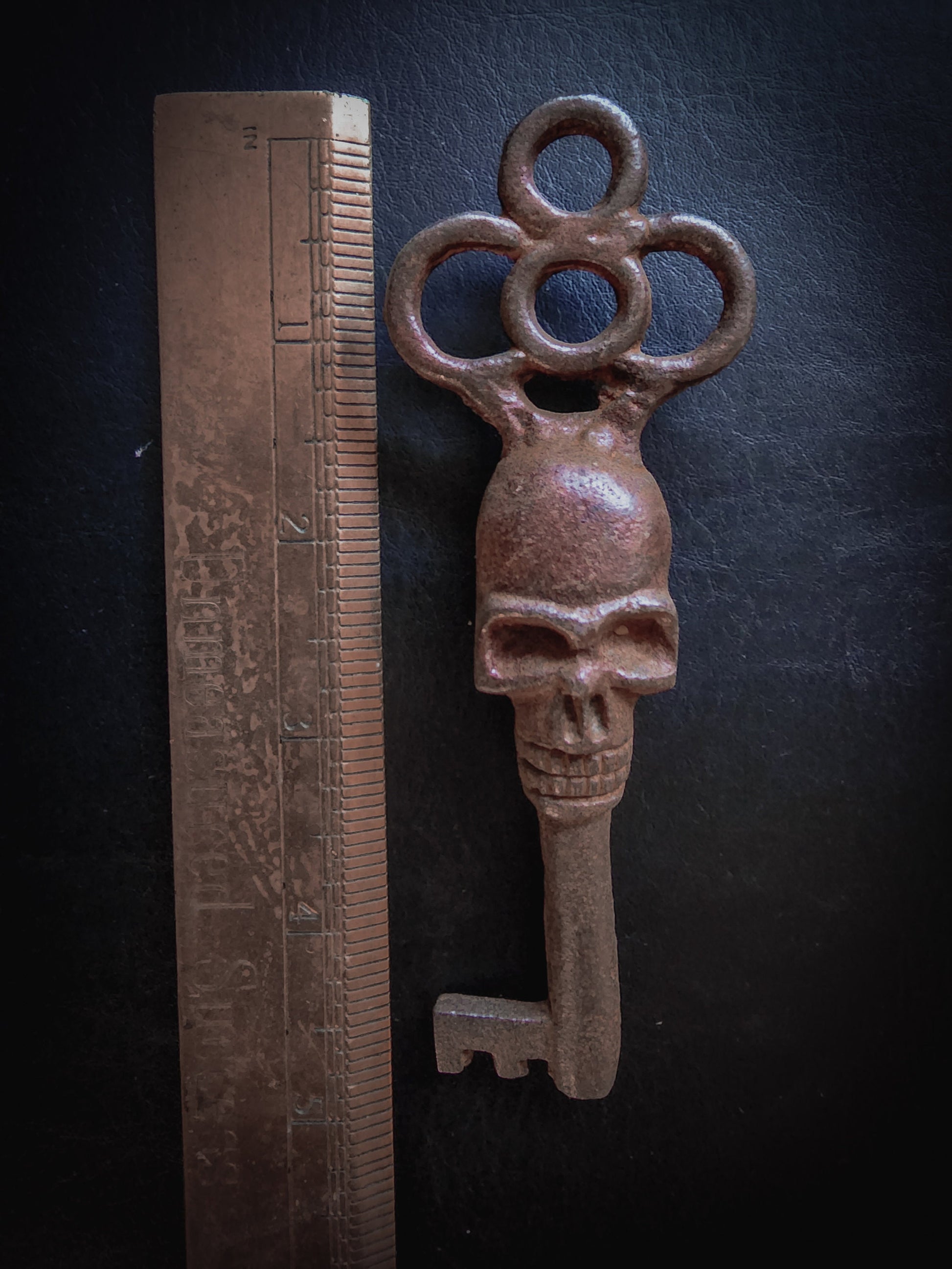 Cast Iron Skeleton Key Large